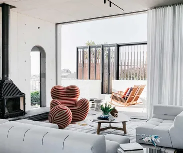 18 homes with impeccable indoor-outdoor flow