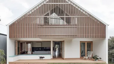 Twin Peaks House, by Mihaly Slocombe Architects