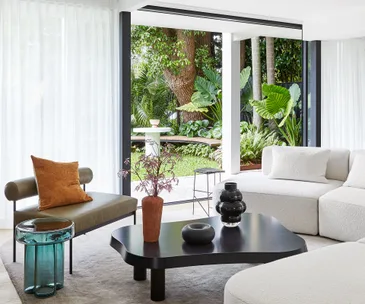 A ‘soft modern’ renovation with marble and textural touches