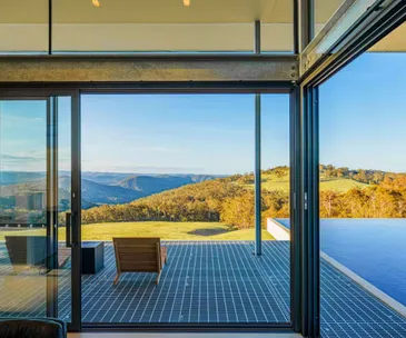 an open-plan house overlooking the Blue Mountains