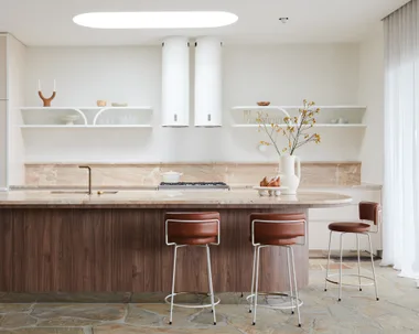 Neutral Mornington peninsula holiday house