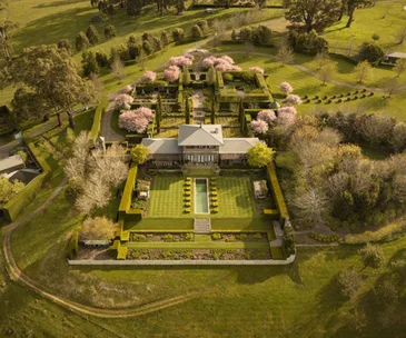 paul bangay stonefields property landscape