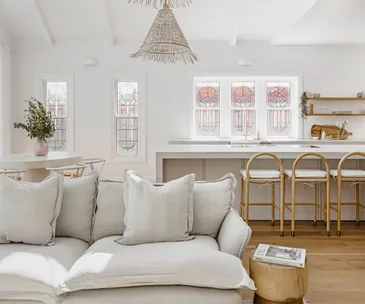 traditional-meets-contemporary-kitchen-living