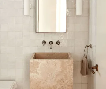 Luxurious and ambient bathroom