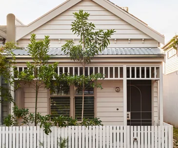 The original facade of a Cremorne weatherboard cottage