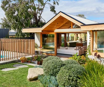 An Australian garden with succulent plants