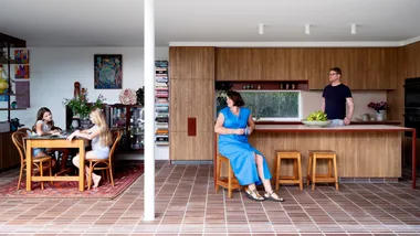 Ebony Russell artist home